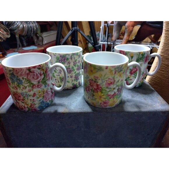 Chintz 4 mugs Lefton? 043 floral fine china 8 oz - Picture 1 of 9